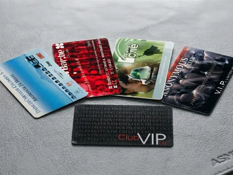 Tarjetas de fidelización VIP personalizadas en PVC para programas de membresía